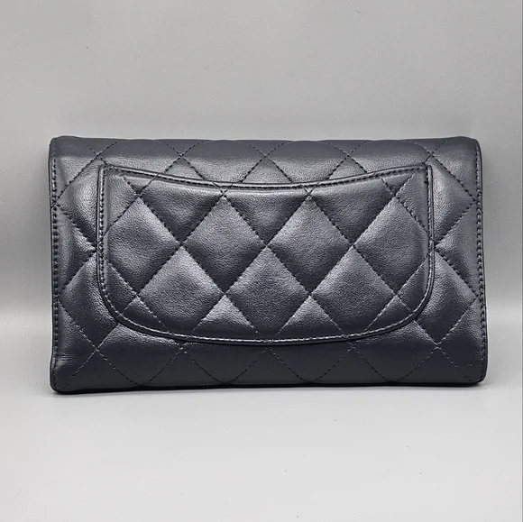 🩶CHANEL Grey Authentic Tri-fold Wallet/Clutch🩶 - Picture 5 of 17
